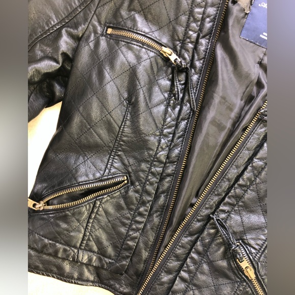 Black AMERICAN EAGLE leather jacket REAL leather :) size small, Perfect for fall - Picture 4 of 6